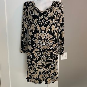 Off the shoulder long sleeve dress size large by International Concepts.